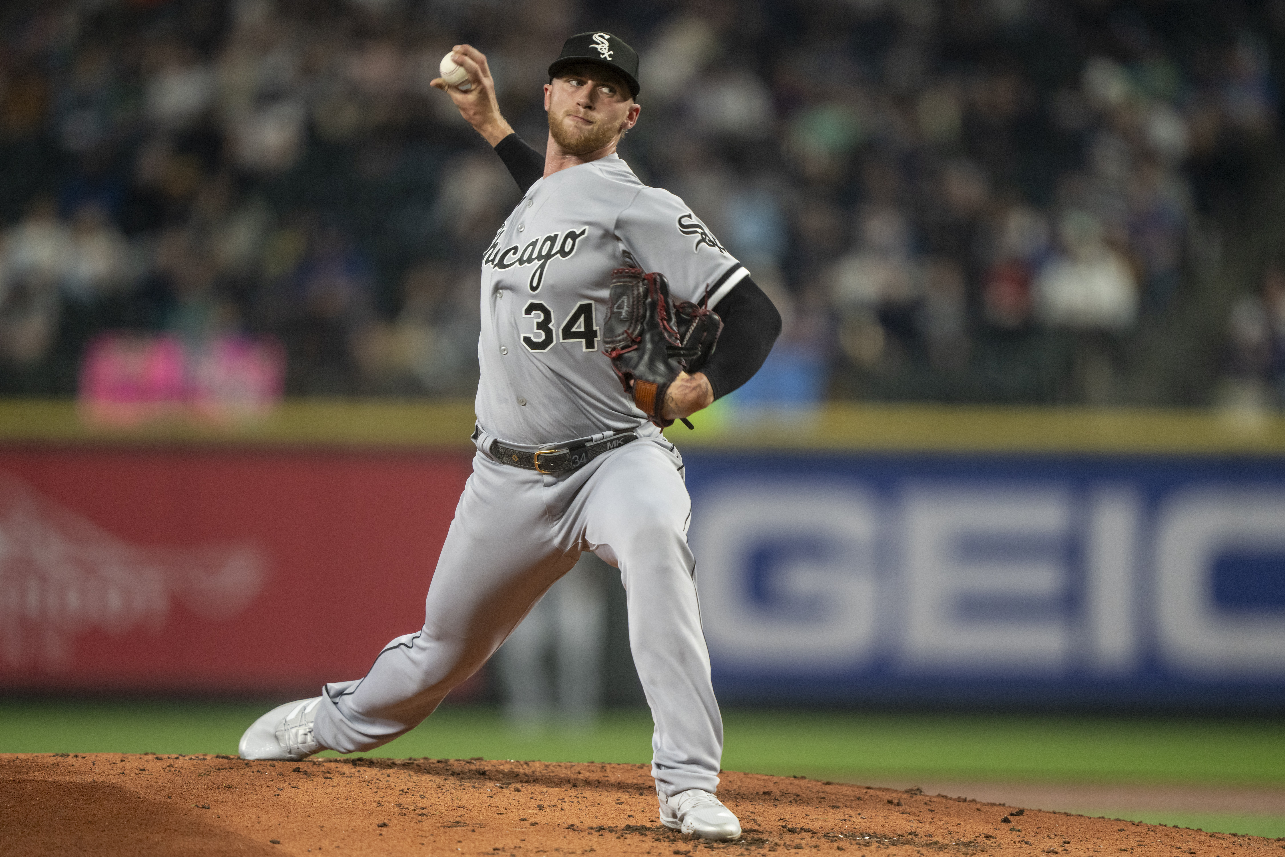 Teoscar Hernandez supplies runs as Mariners dump White Sox