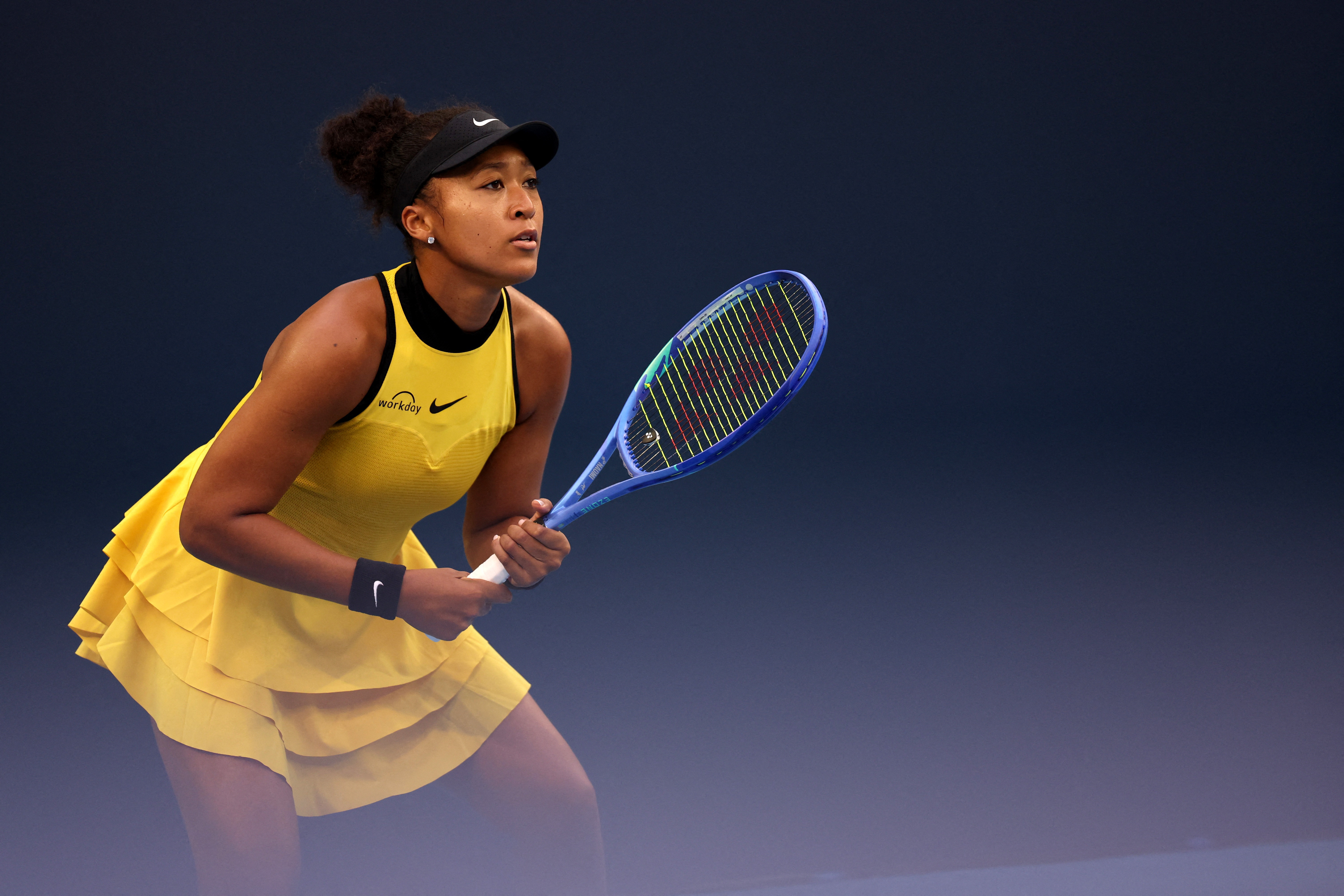 Naomi Osaka survives 3-setter, injury to advance at Japan Open
