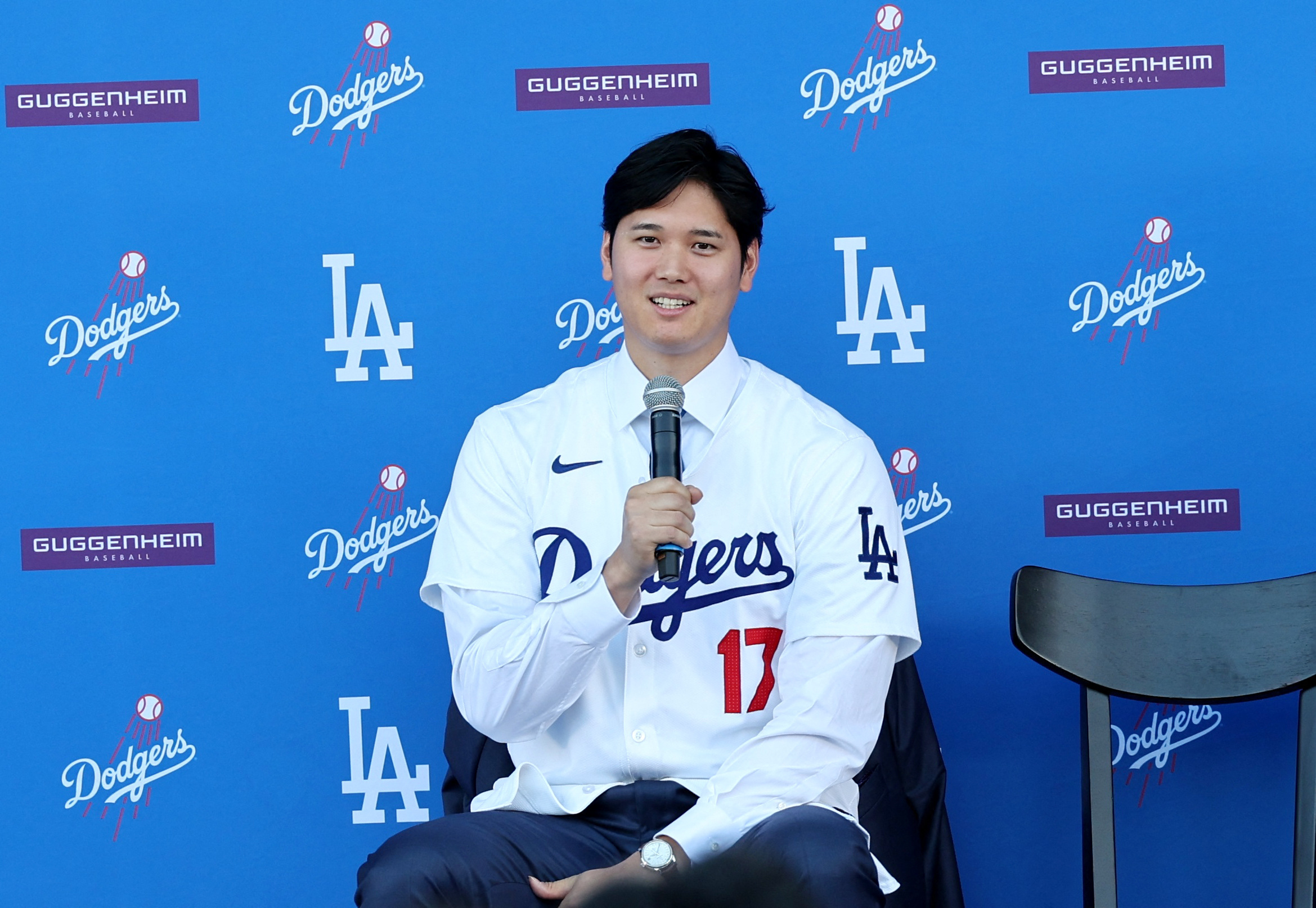 Mlb＝ドジャース入団の大谷が会見、「不可欠な選手になりたい」 ロイター