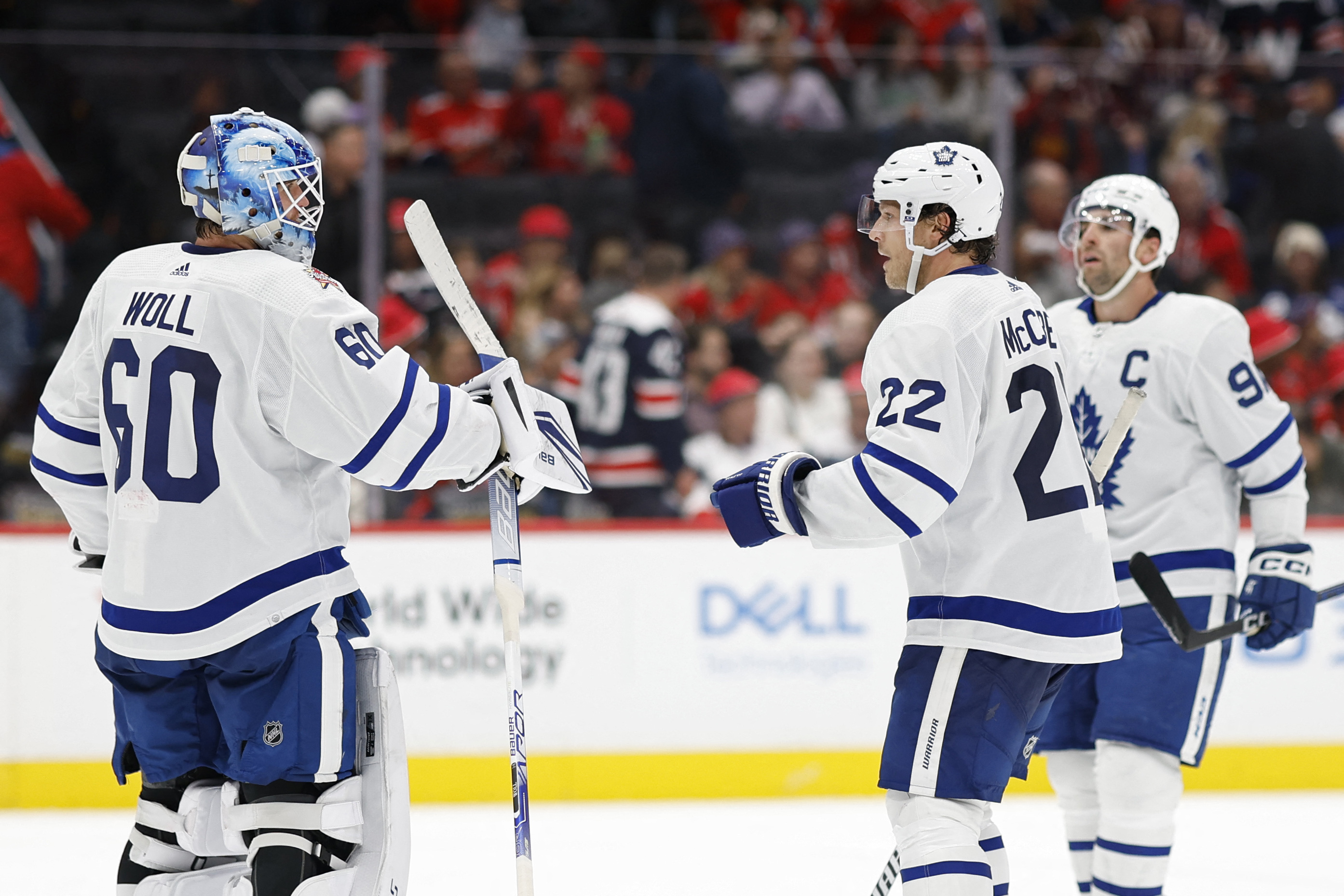 Auston Matthews, Maple Leafs handle struggling Capitals