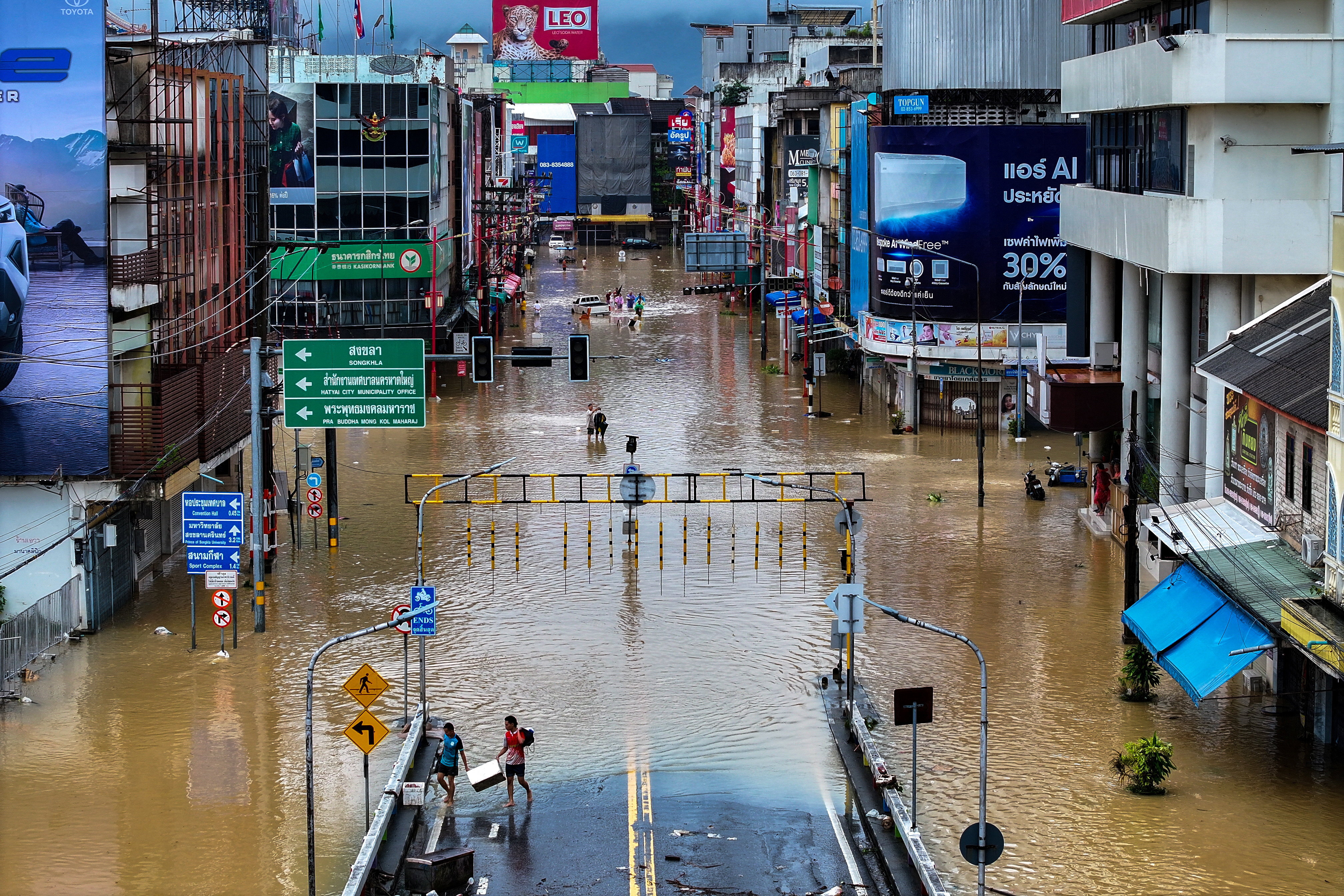 Photos show scale of devastation after Southeast Asia floods