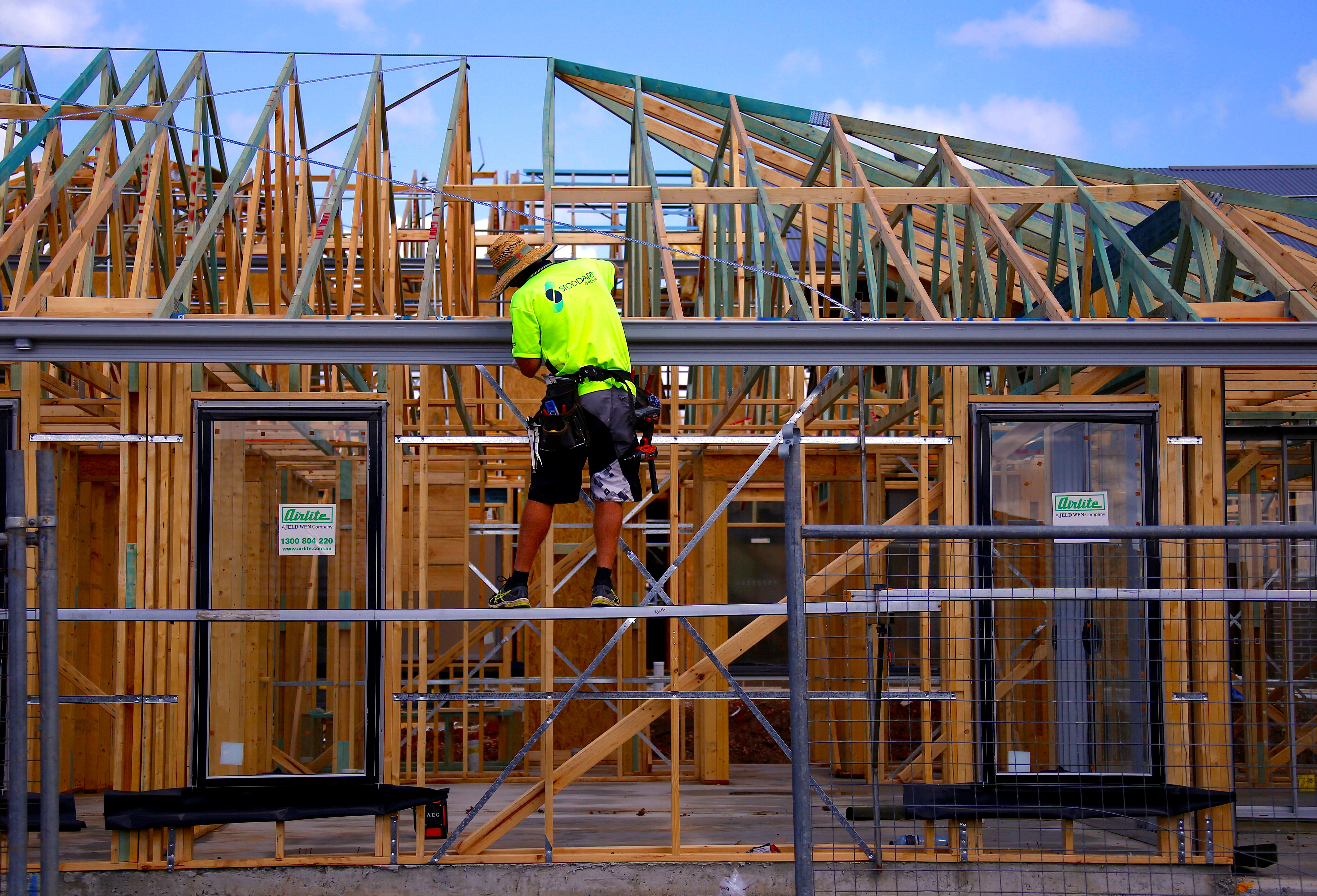 RBA to hold rates on Dec. 5, Aussie home prices to rise 5% in 2024, poll  shows | Reuters