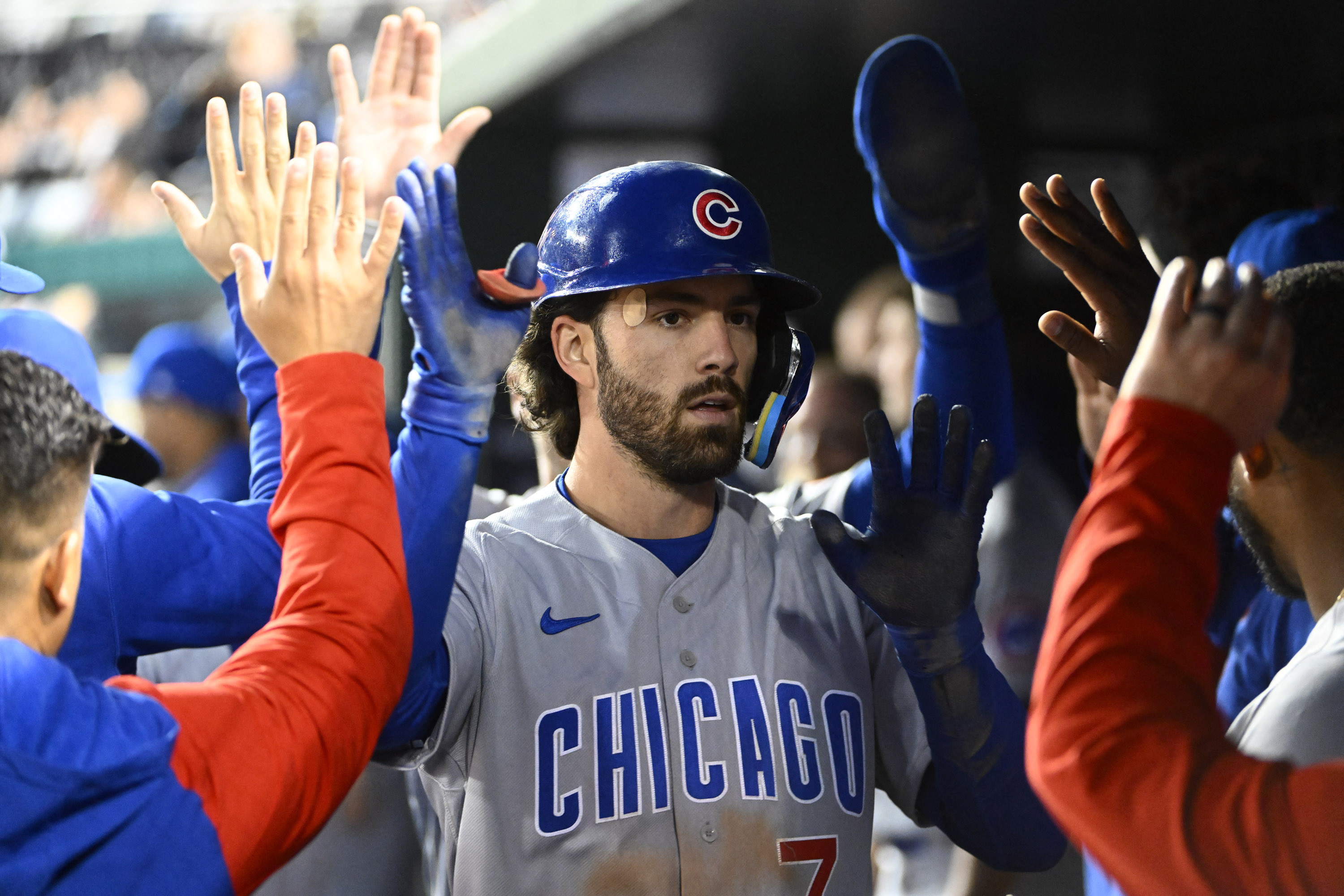 Washington Dc, United States. 04th May, 2023. Chicago Cubs shortstop Dansby  Swanson (7) drops his bat as he starts to run towards first at the  Washington Nationals vs Chicago Cubs game at