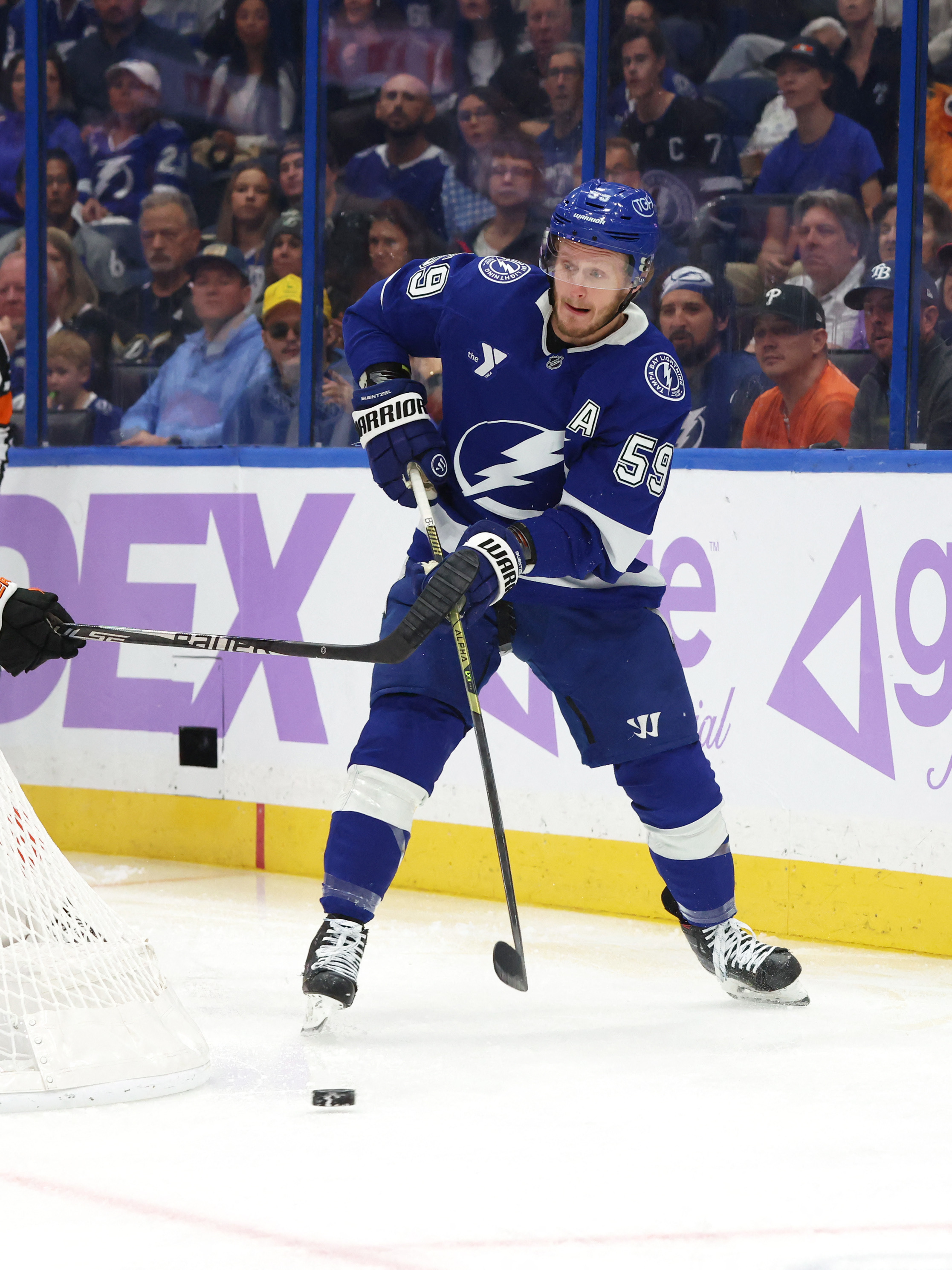 Andrei Vasilevskiy claims 41st shutout as Lightning blank Flyers
