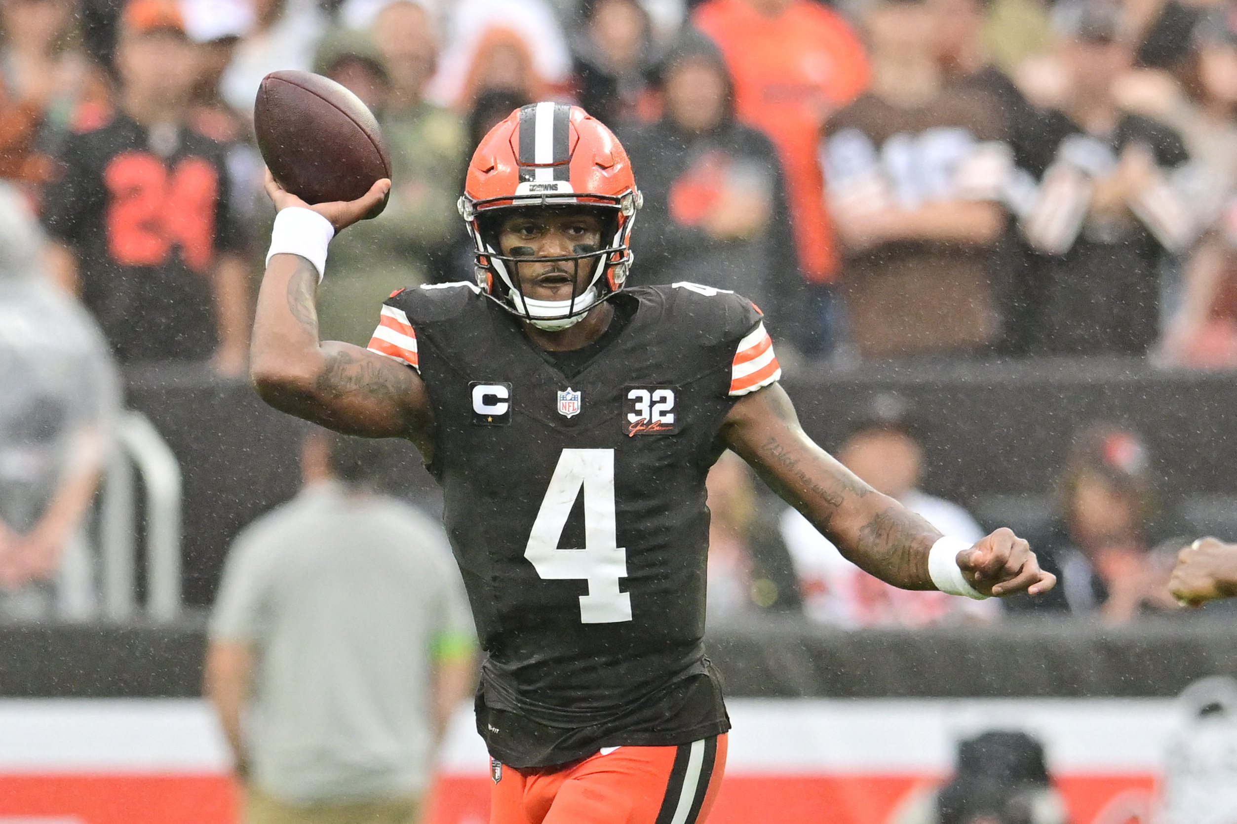 Deshaun Watson, Browns dominate lackluster Bengals | Reuters