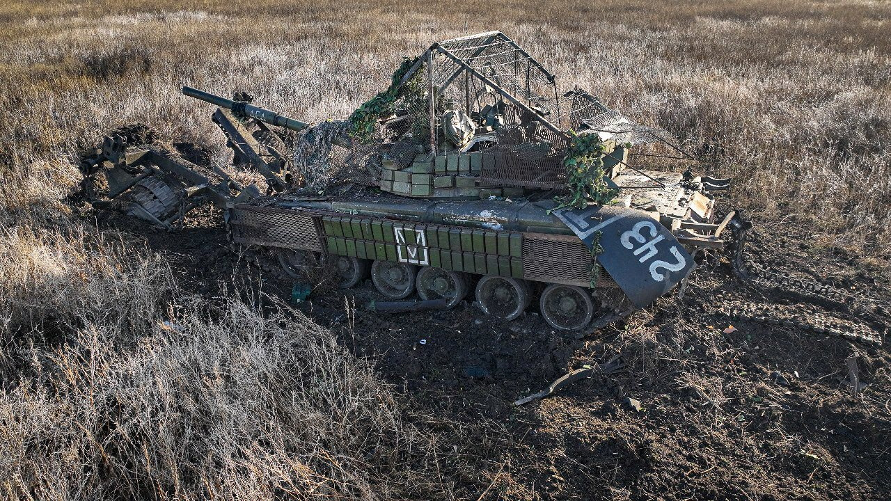 ロシア、ウクライナで3000両超の戦車喪失＝国際戦略研究所 | ロイター