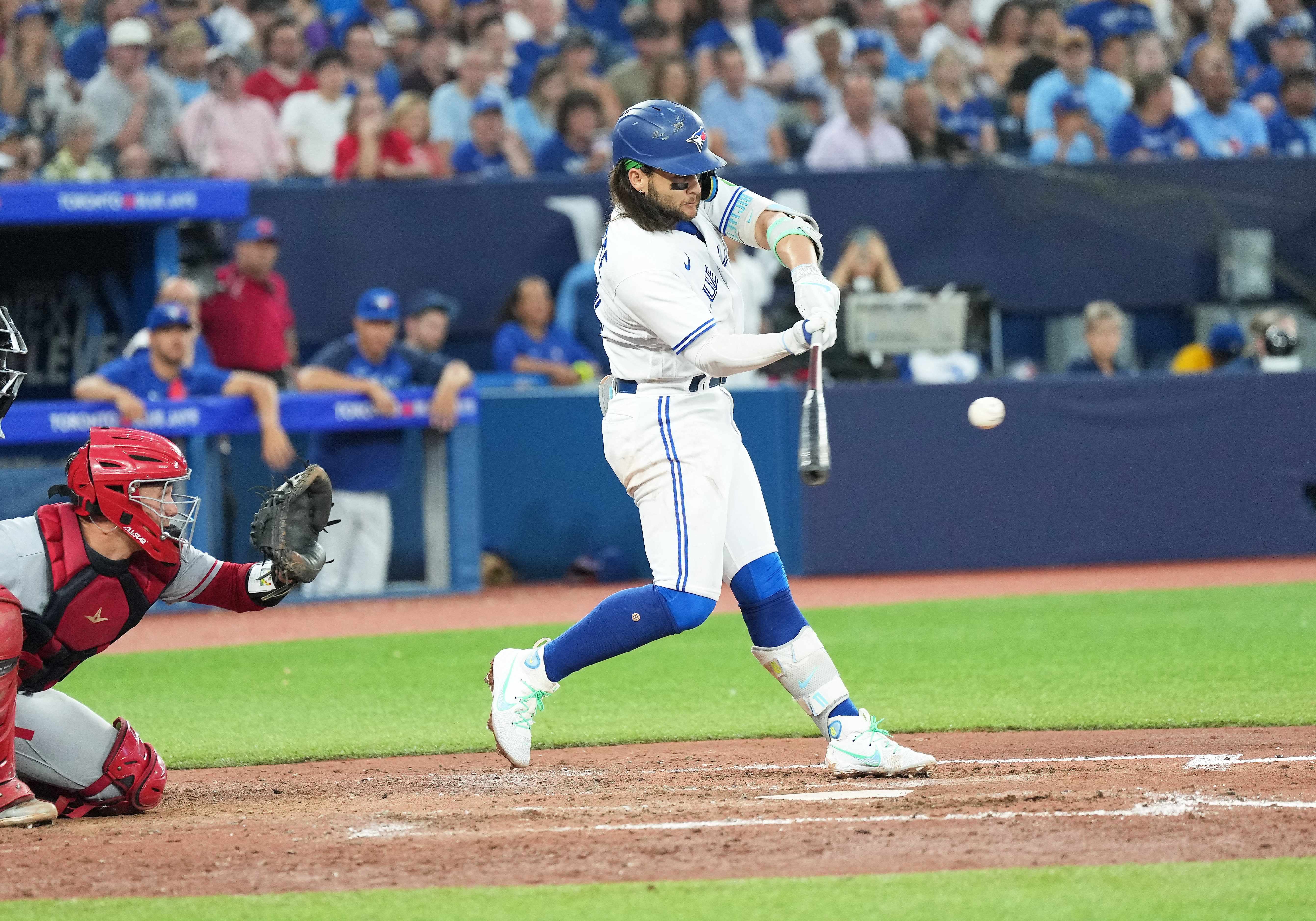 LEADING OFF: Ohtani returns to mound, Jays' Berríos vs Twins