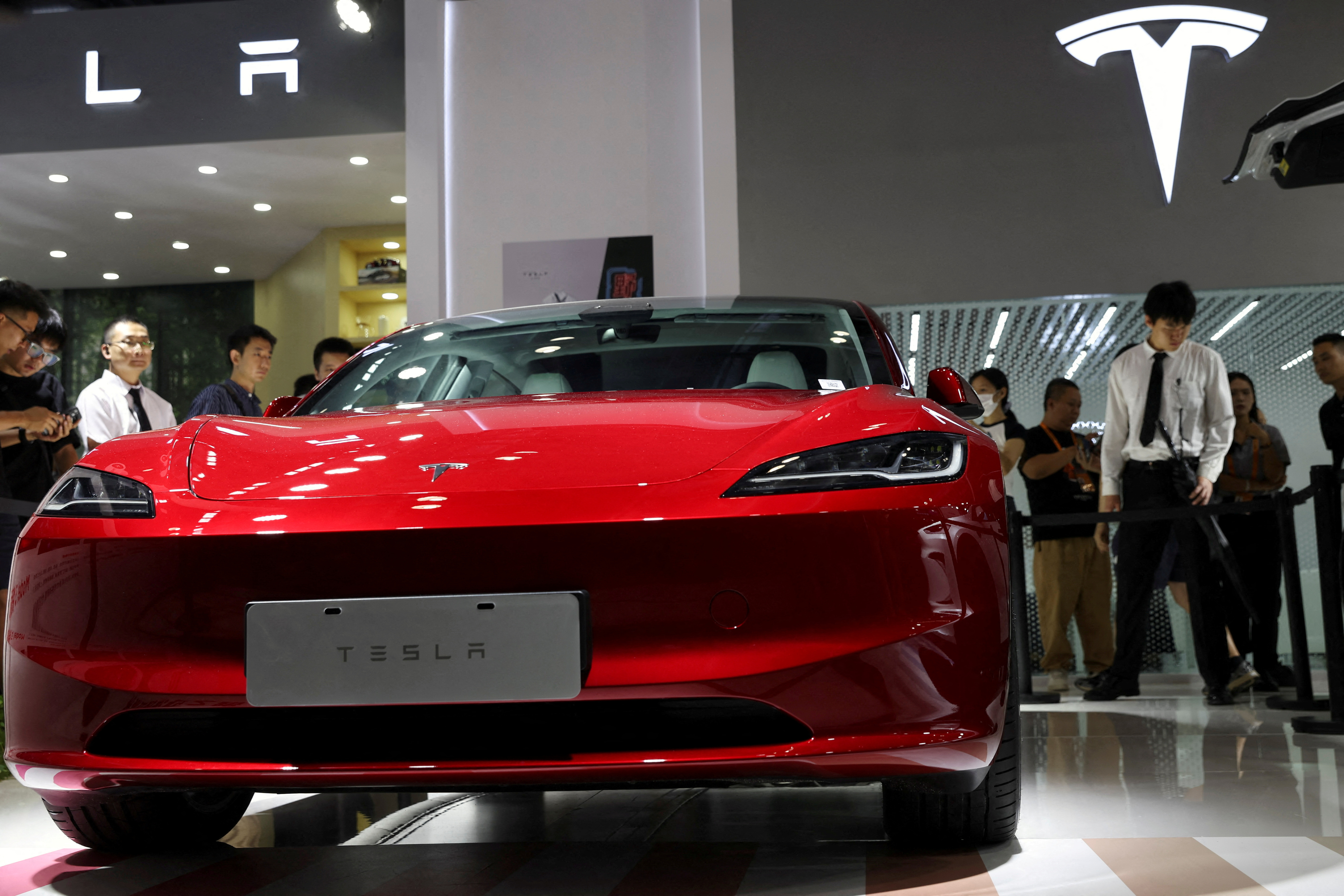 Musk pushes plan for China data center to power Tesla's AI ambitions