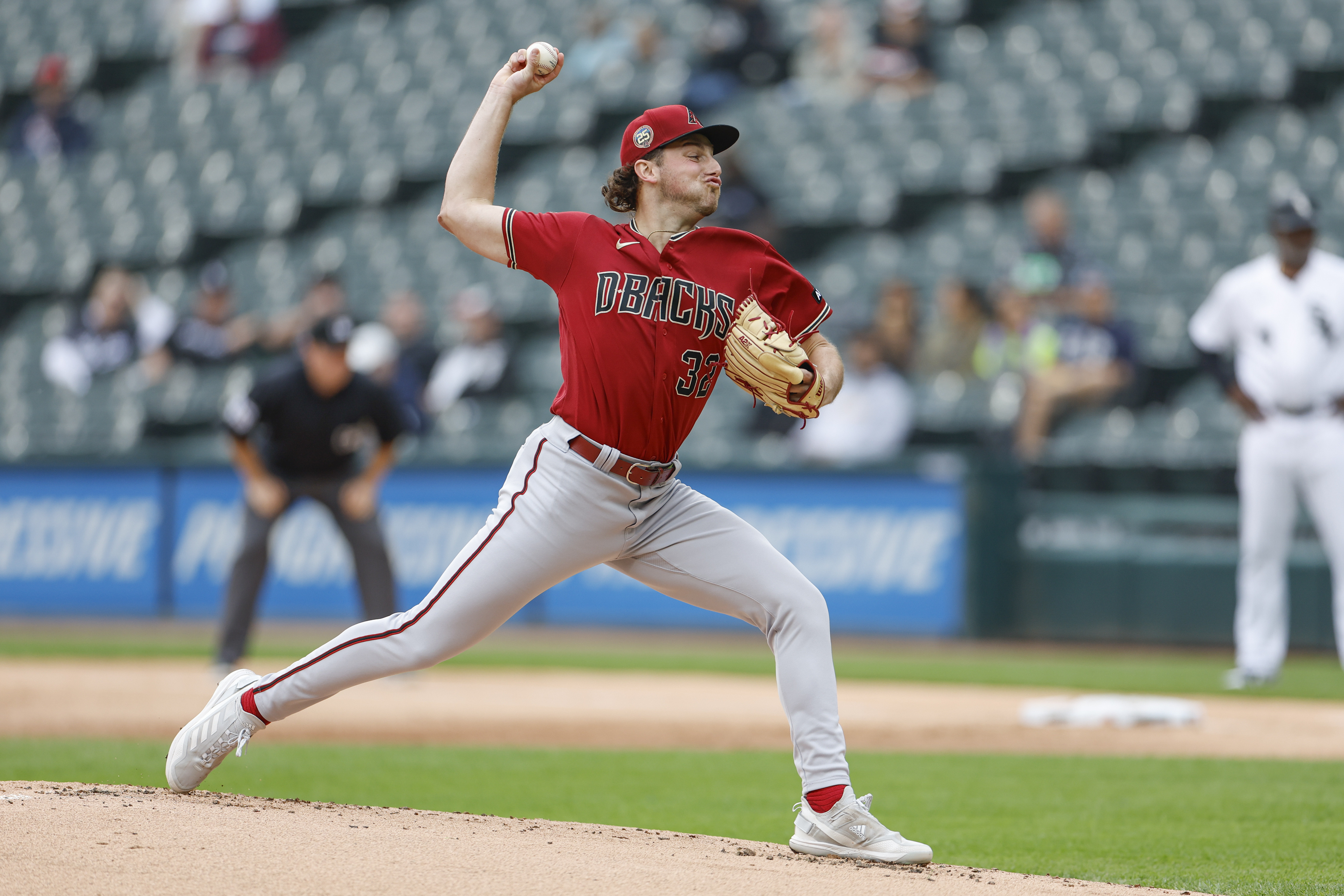 Early runs hold up in D-backs' 3-0 win over White Sox