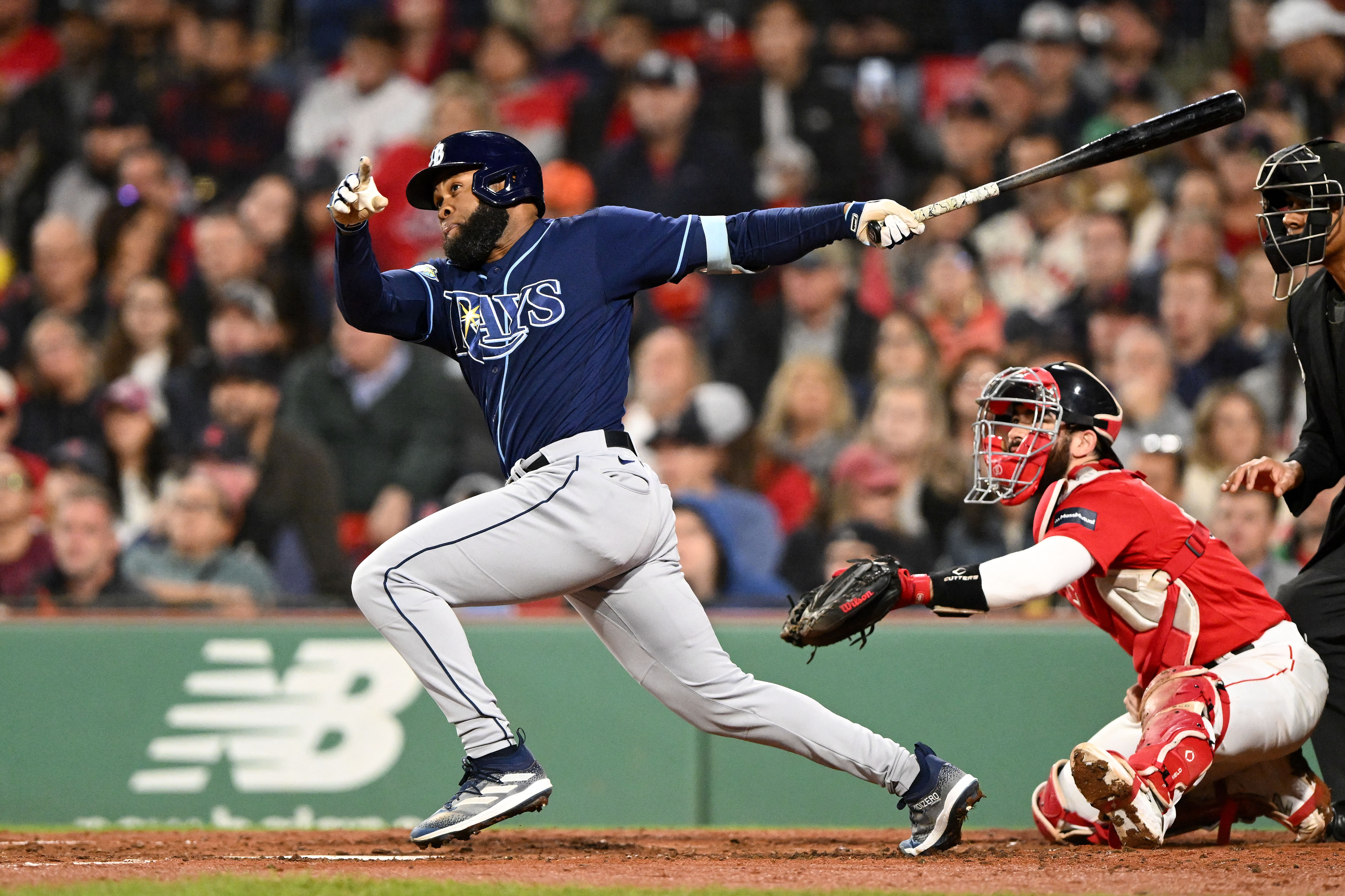 Tampa Bay Rays stay alive against Boston Red Sox