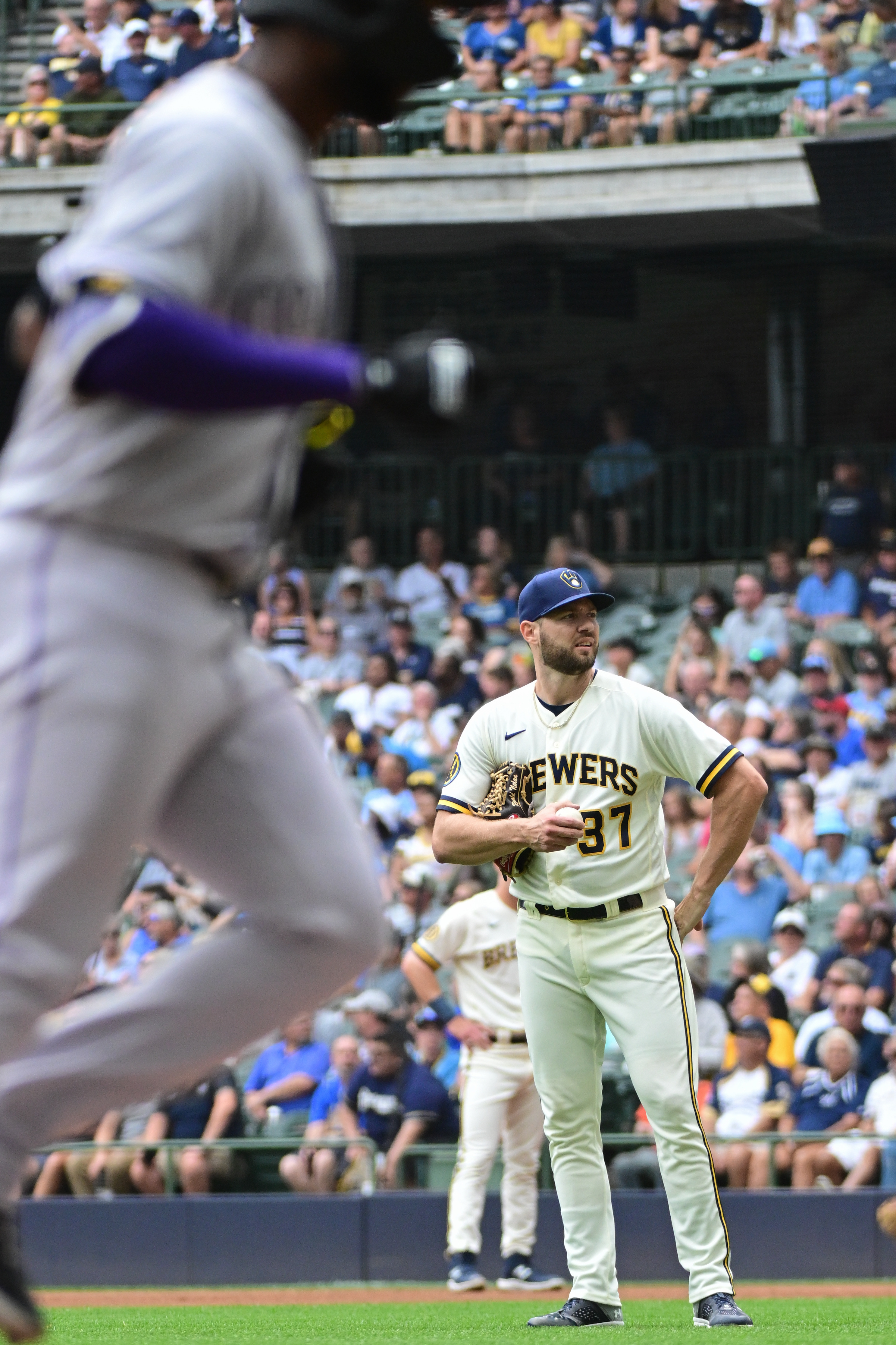 Lucky 13: Brewers walk it off against Rockies