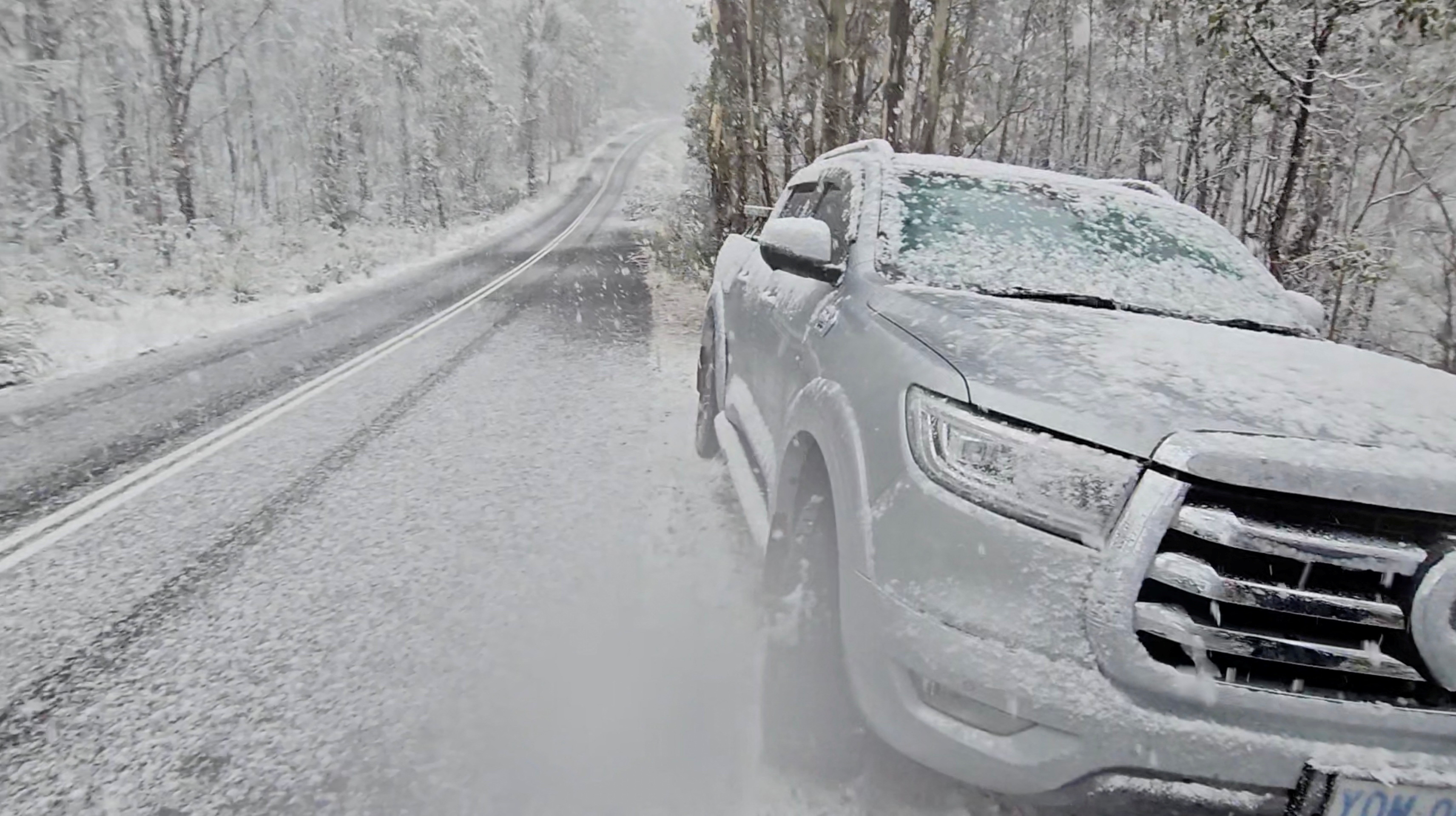 Cold Snap Brings Early Snow High Wind To Australia s Southeast Reuters