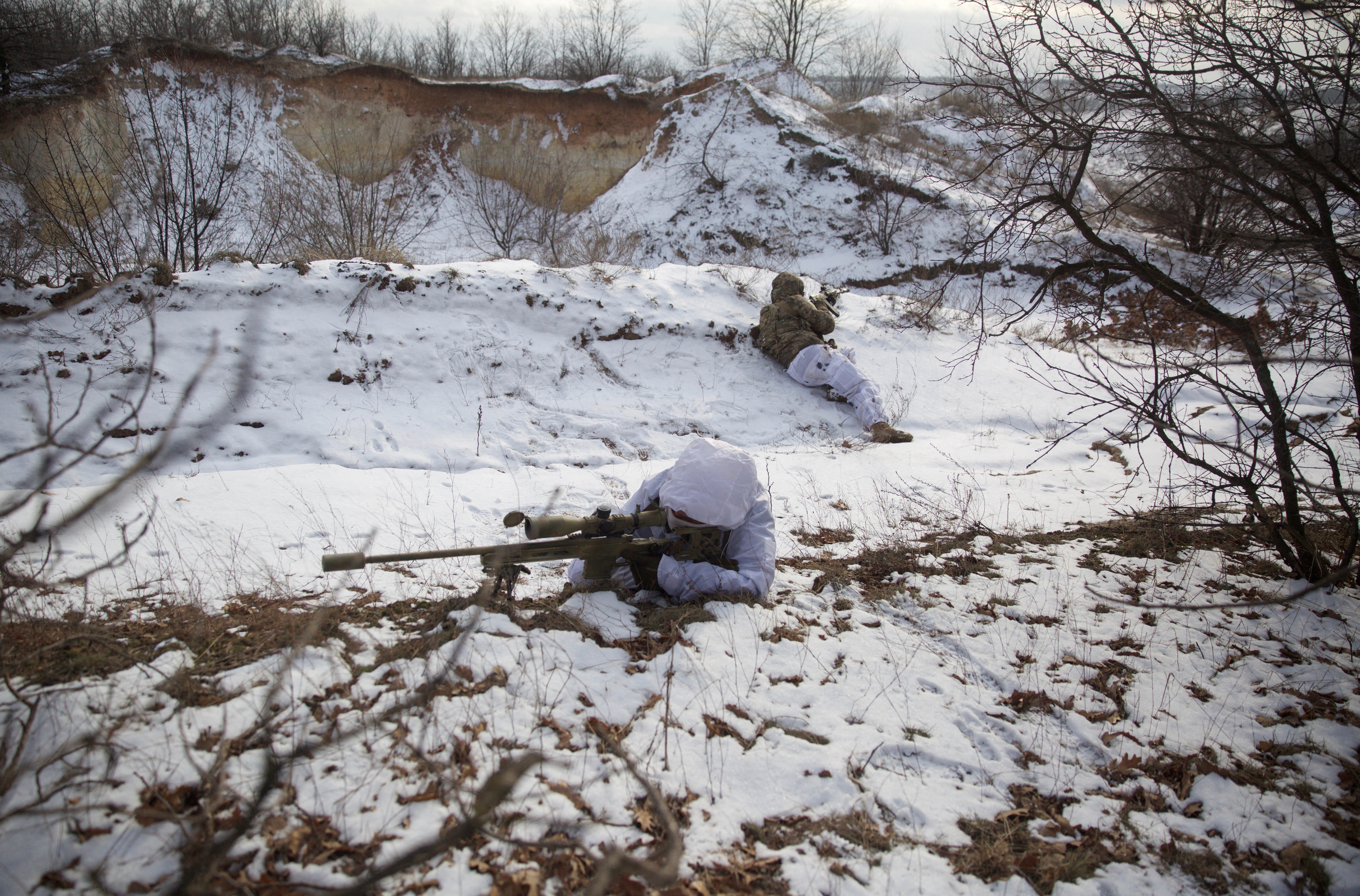 Ukrainian snipers train in the Donetsk region