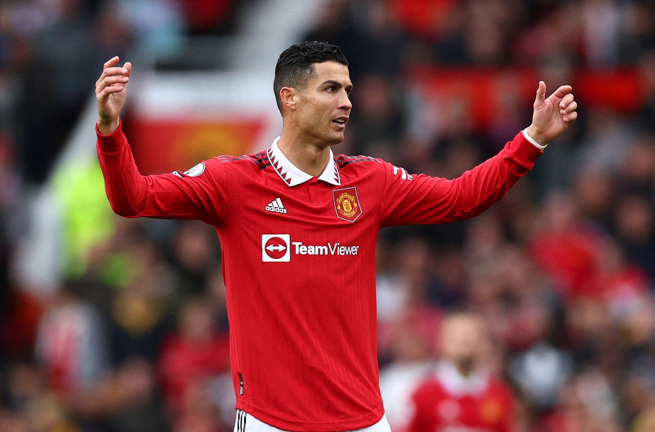Ronaldo accuses Manchester United of betrayal | Reuters