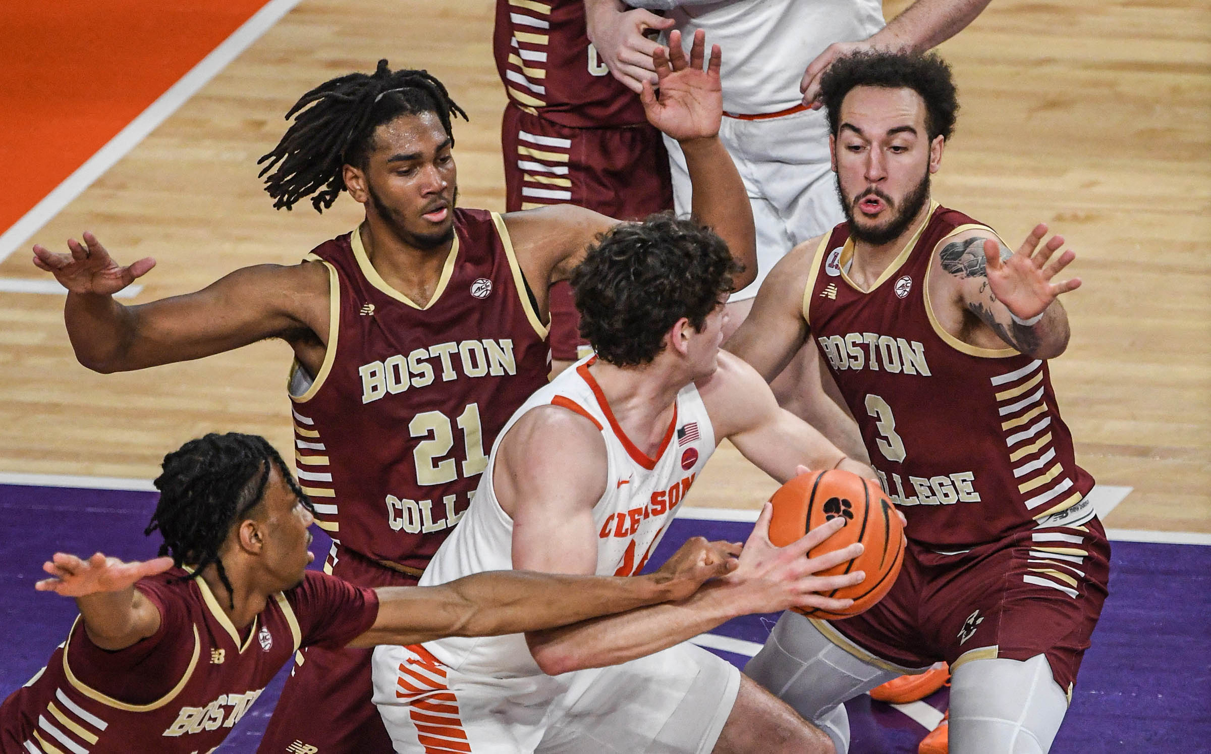 No. 21 Clemson Snaps Skid With 89-78 Win Over Boston College | Reuters