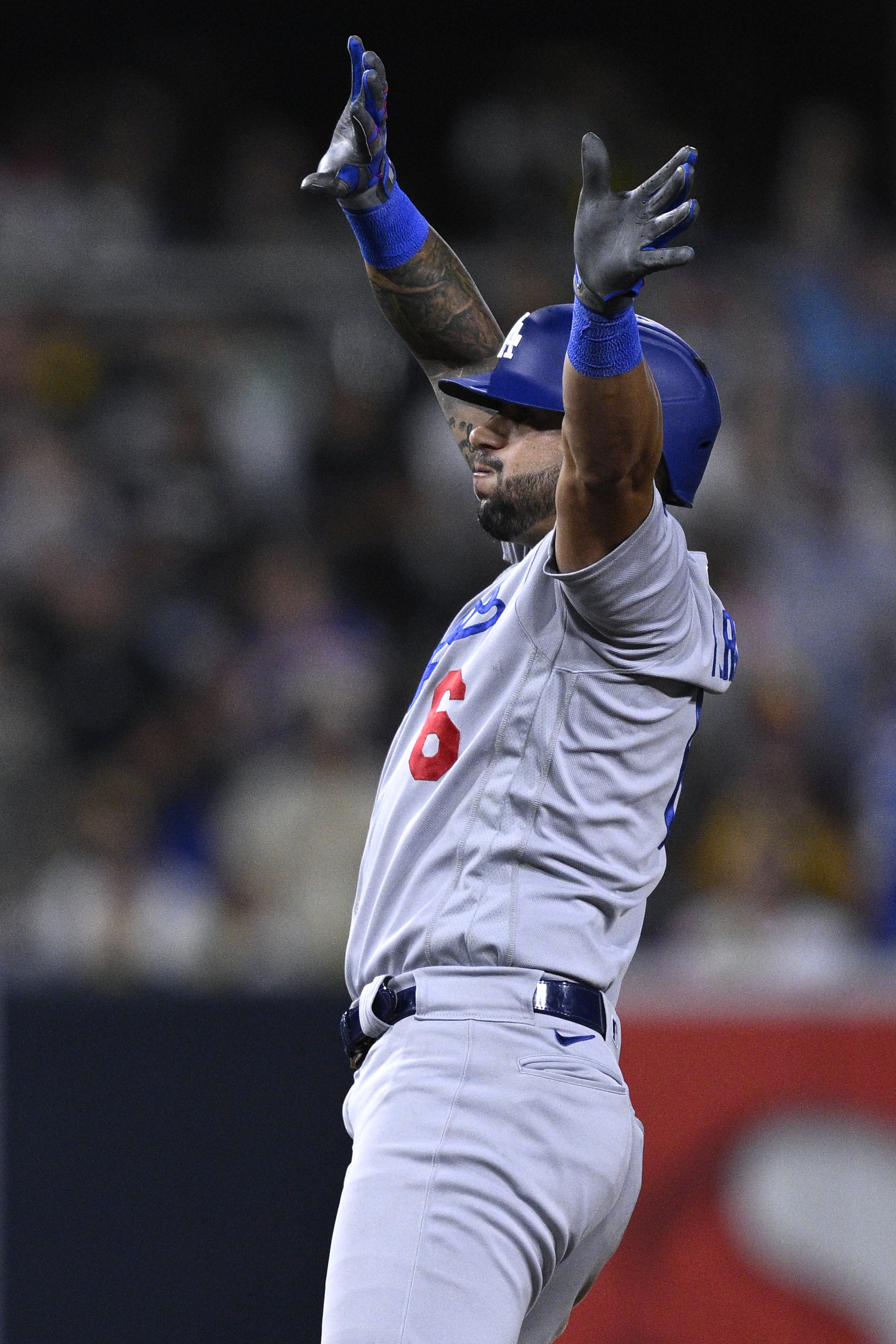 Dodgers Beat Padres (Again) as San Diego Bullpen Loses Late Lead