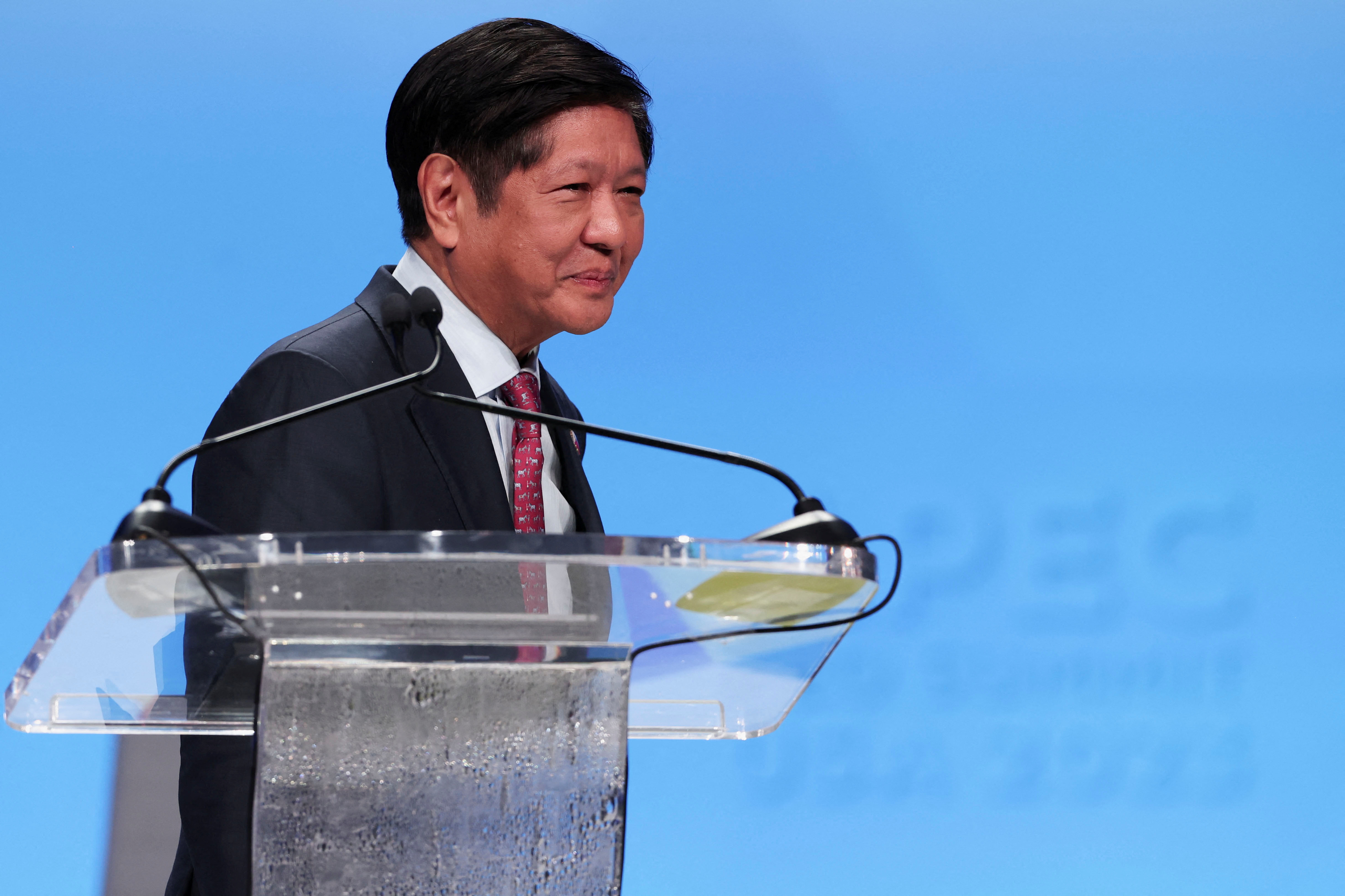 Marcos de Filipinas y Xi de China discutirán tensiones y camino a seguir en el Mar Meridional de China