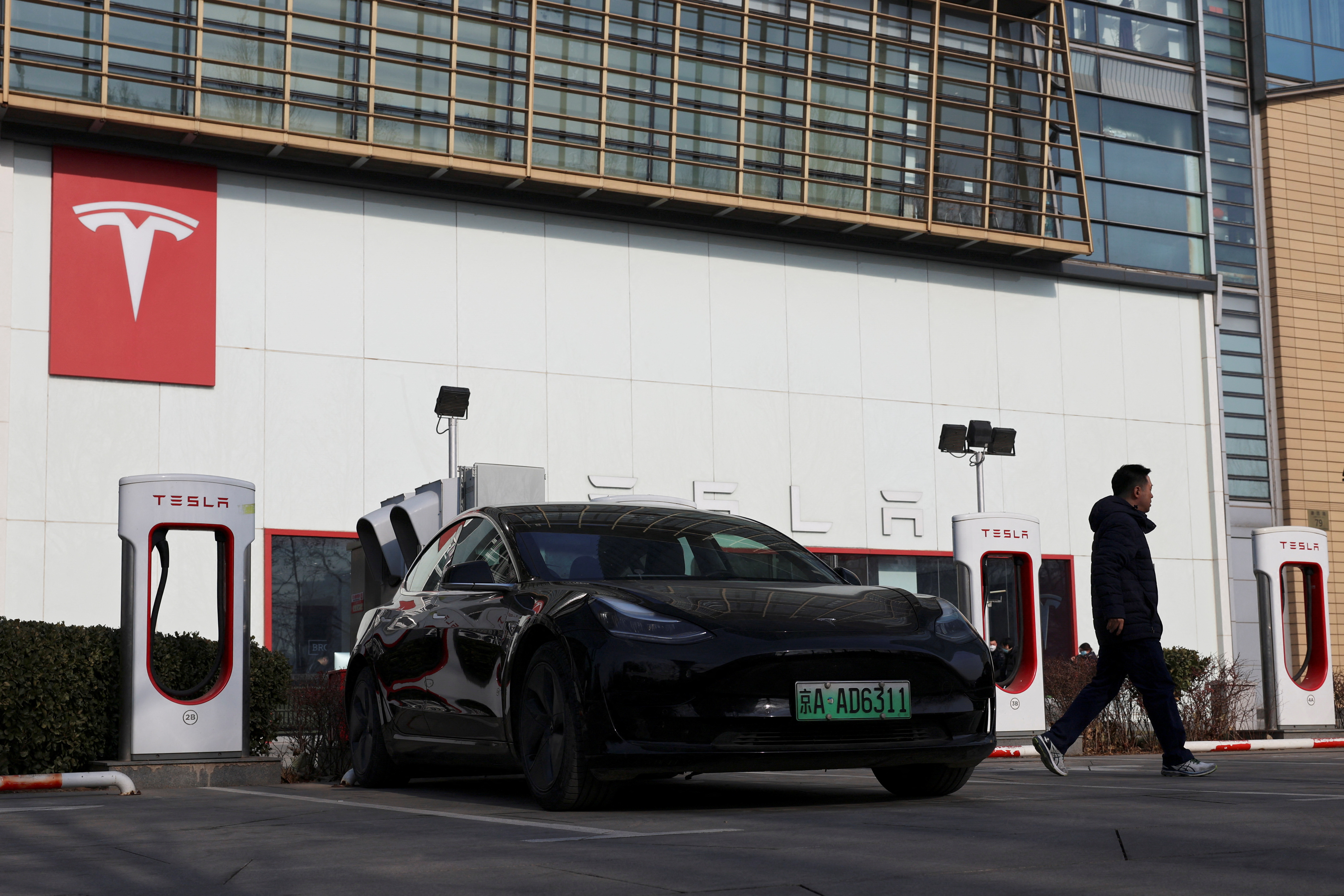 Tesla dealership in Beijing