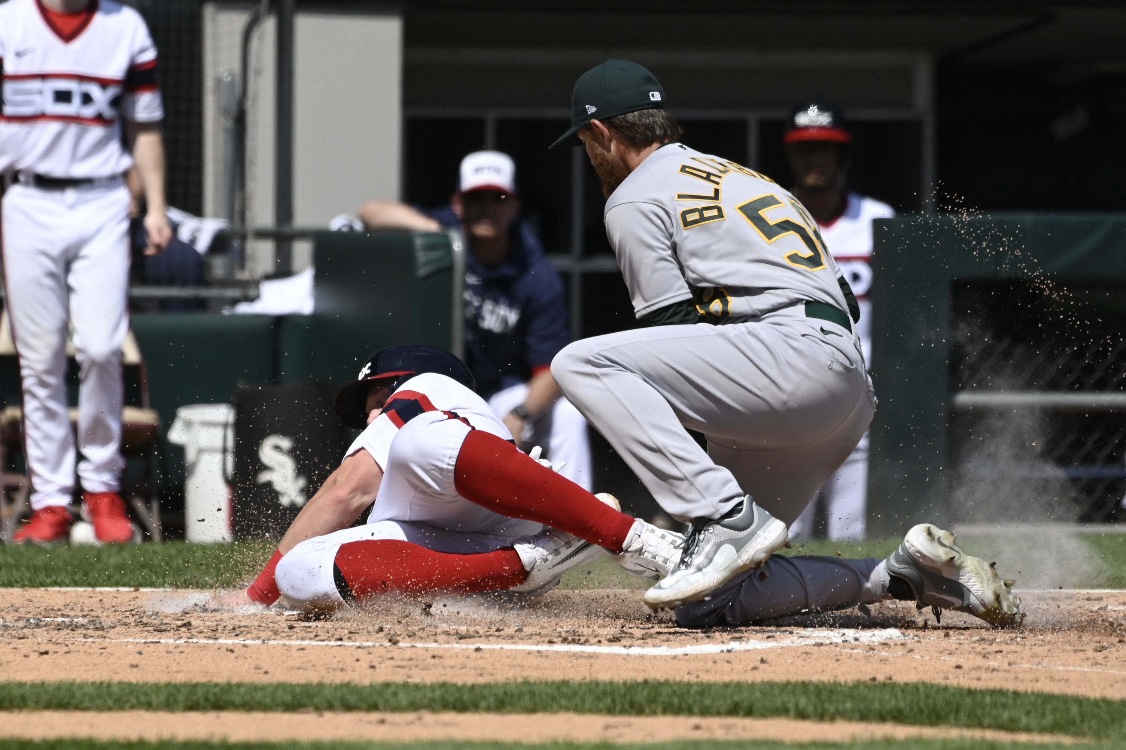 Mike Clevinger, Yoan Moncada lead White Sox past A's