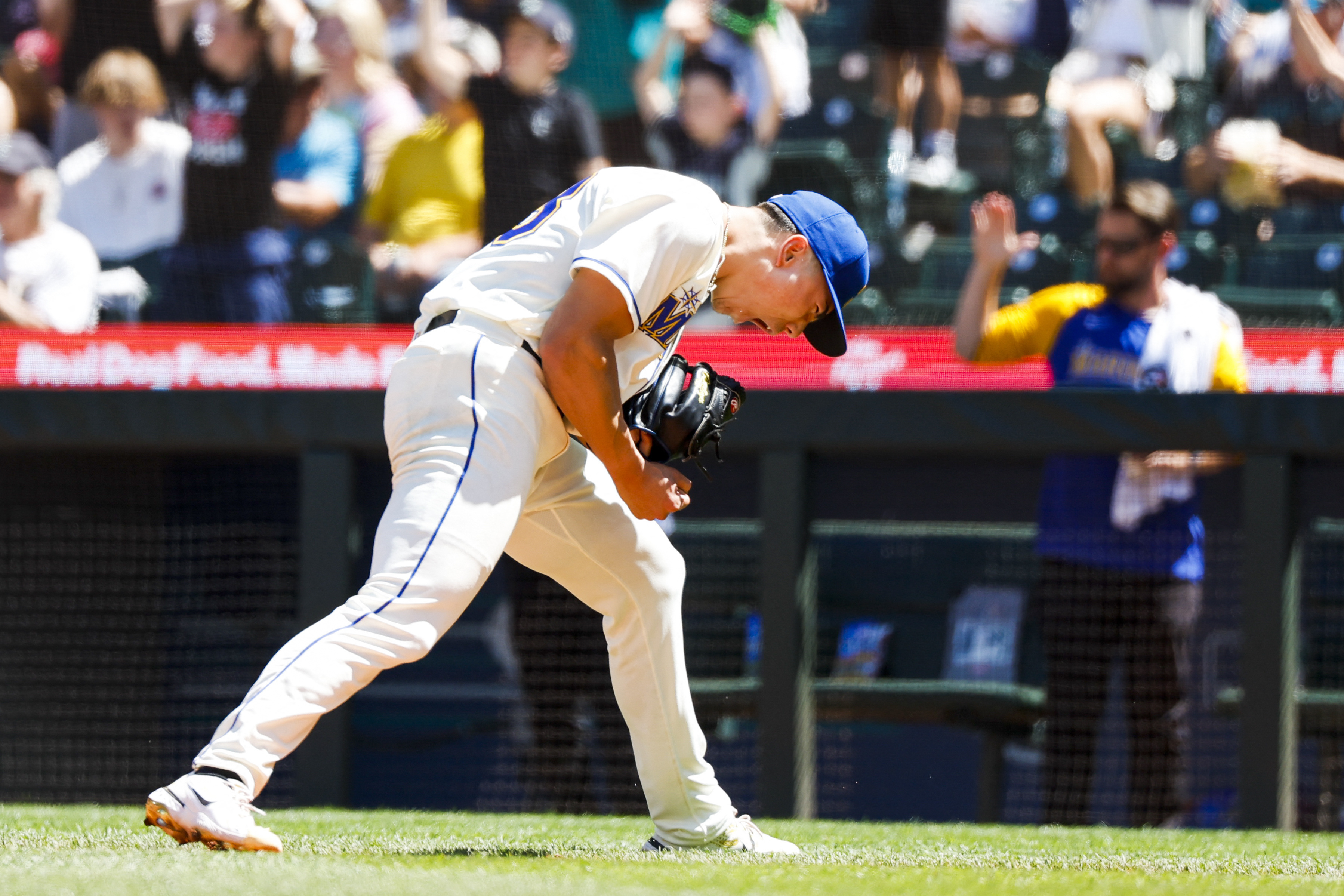 Here's the response Whit Merrifield received from Royals fans in Blue Jays'  4-1 win