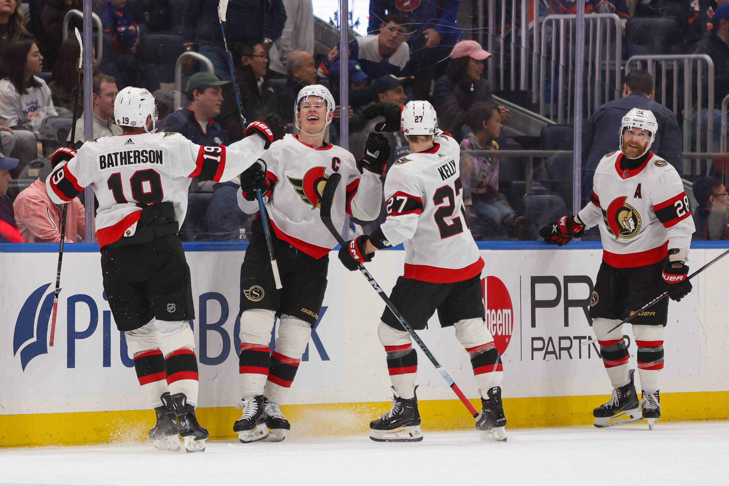 Brady Tkachuk's Hat Trick Lifts Senators Over Islanders In OT | Reuters