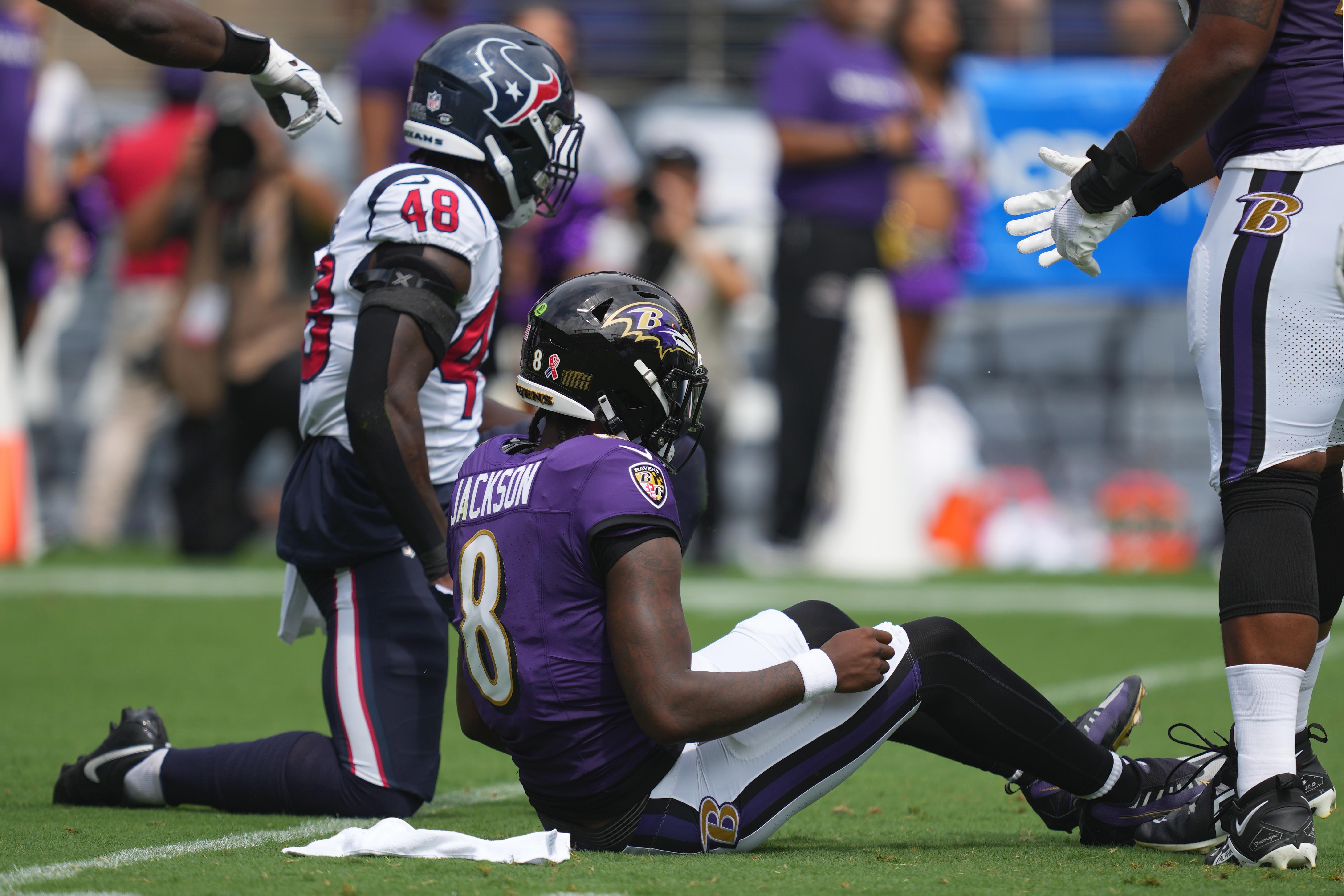 Lamar Jackson, Ravens start slow before rolling over Texans, 25-9