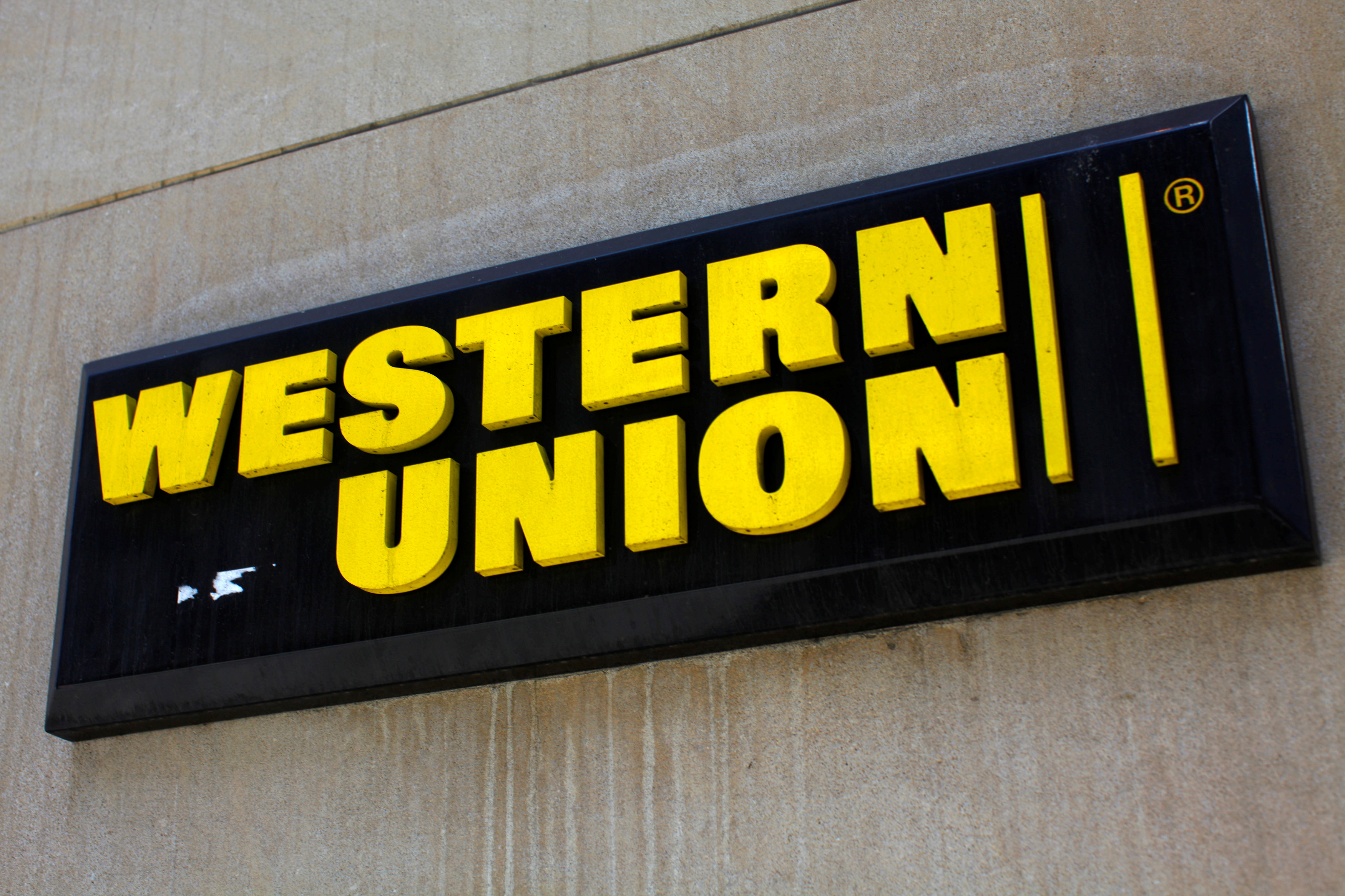 Western Union Improves Instant Payments Offering in Europe